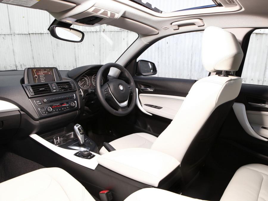  BMW 118i 5-Door Urban Line 2011 года  (AU) (фото 3 из 10)